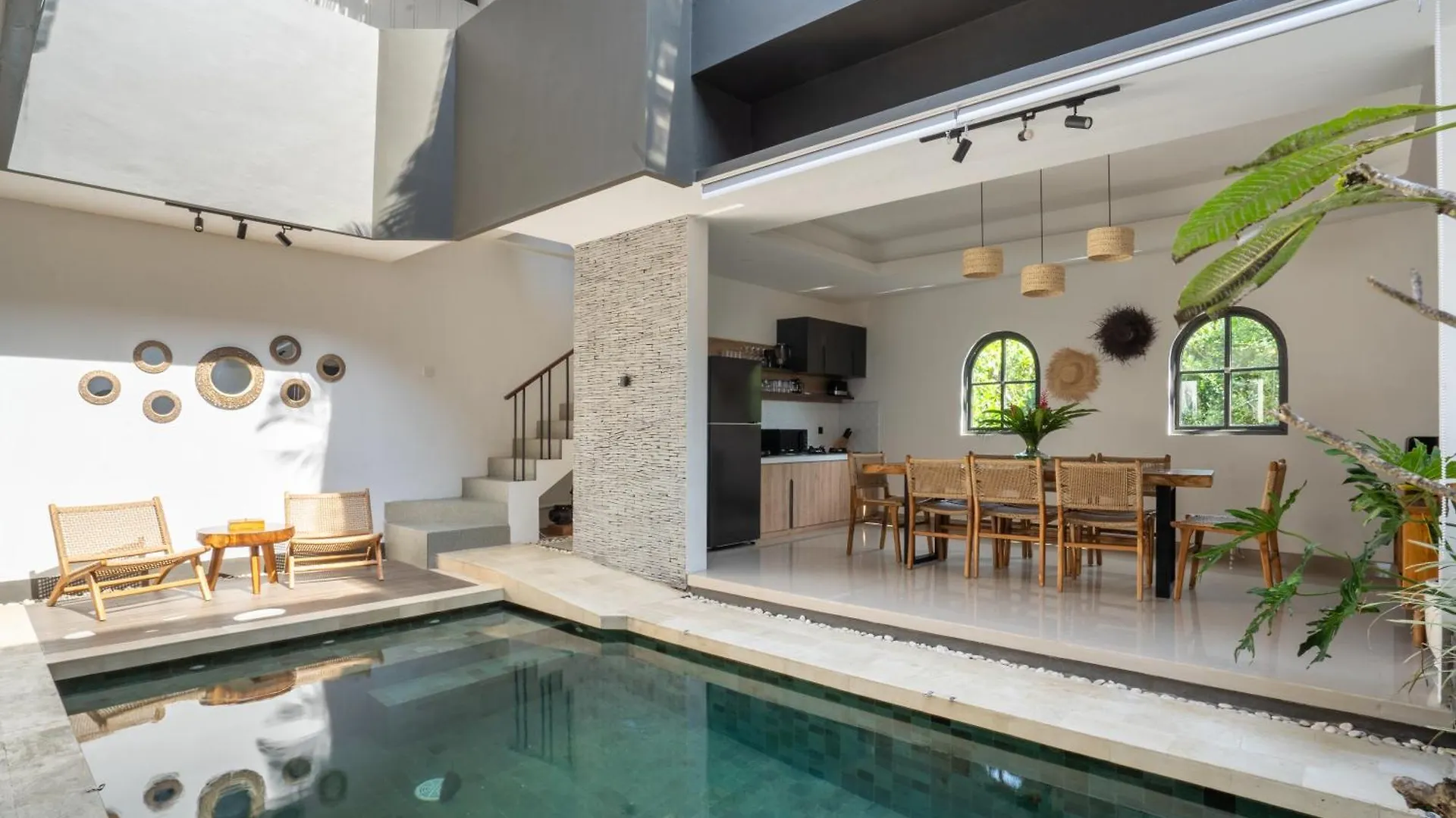 Jimbaran Breeze Villa Indonesia